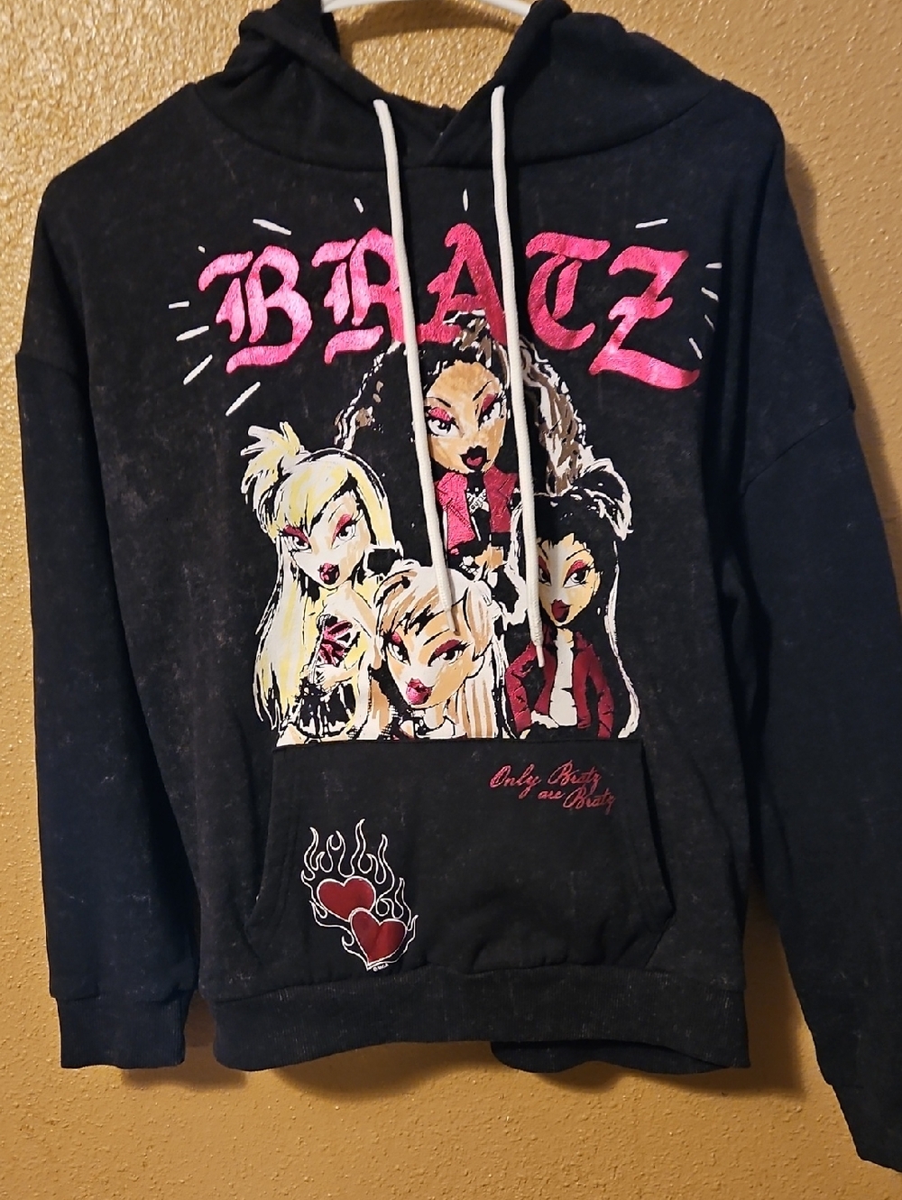 Bratz Graphic Black Hoodie Sweater